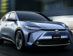 Mobil listrik Toyota